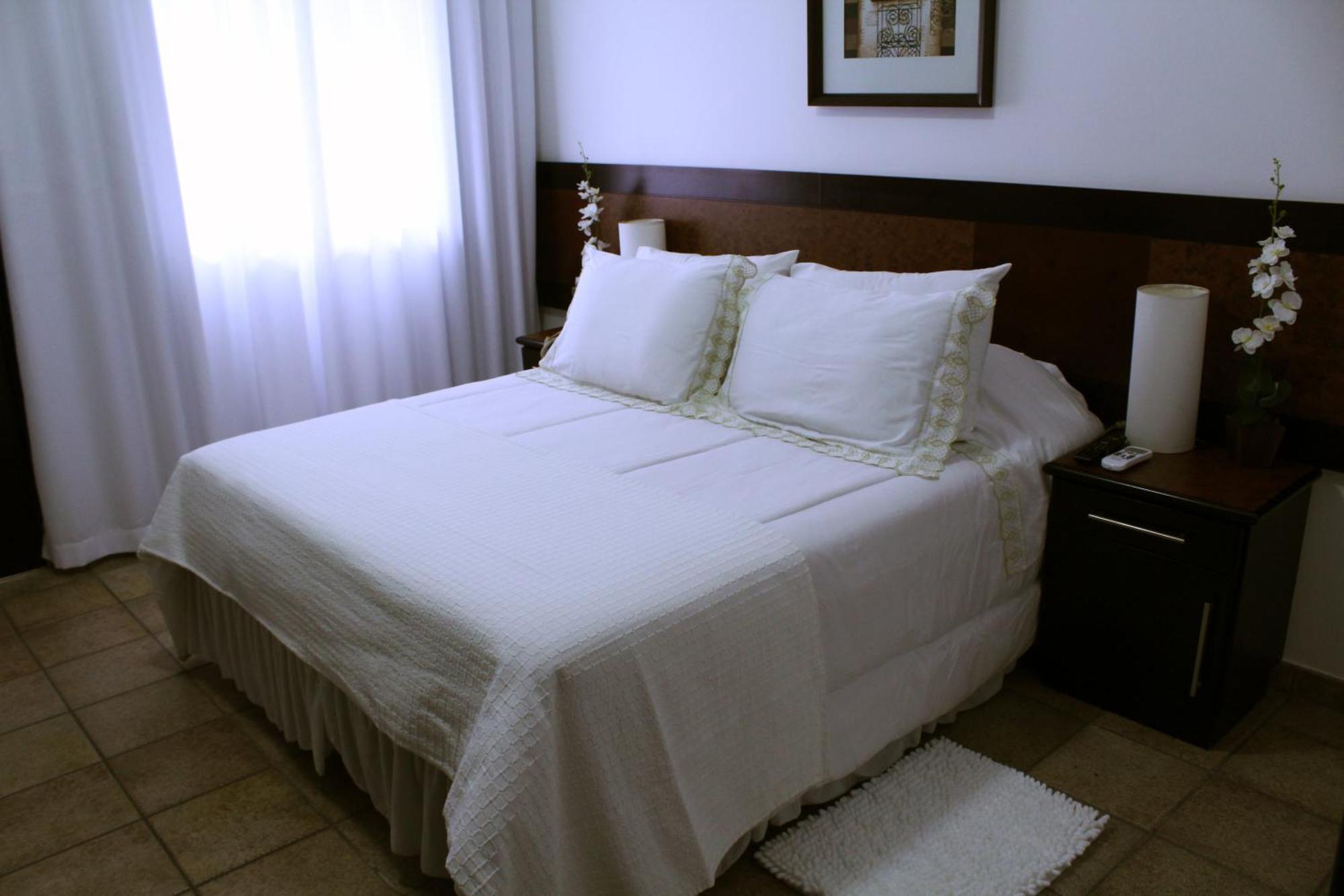 Hotel Dom Henrique Timóteo Buitenkant foto