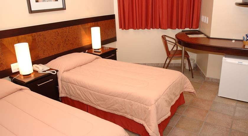 Hotel Dom Henrique Timóteo Buitenkant foto