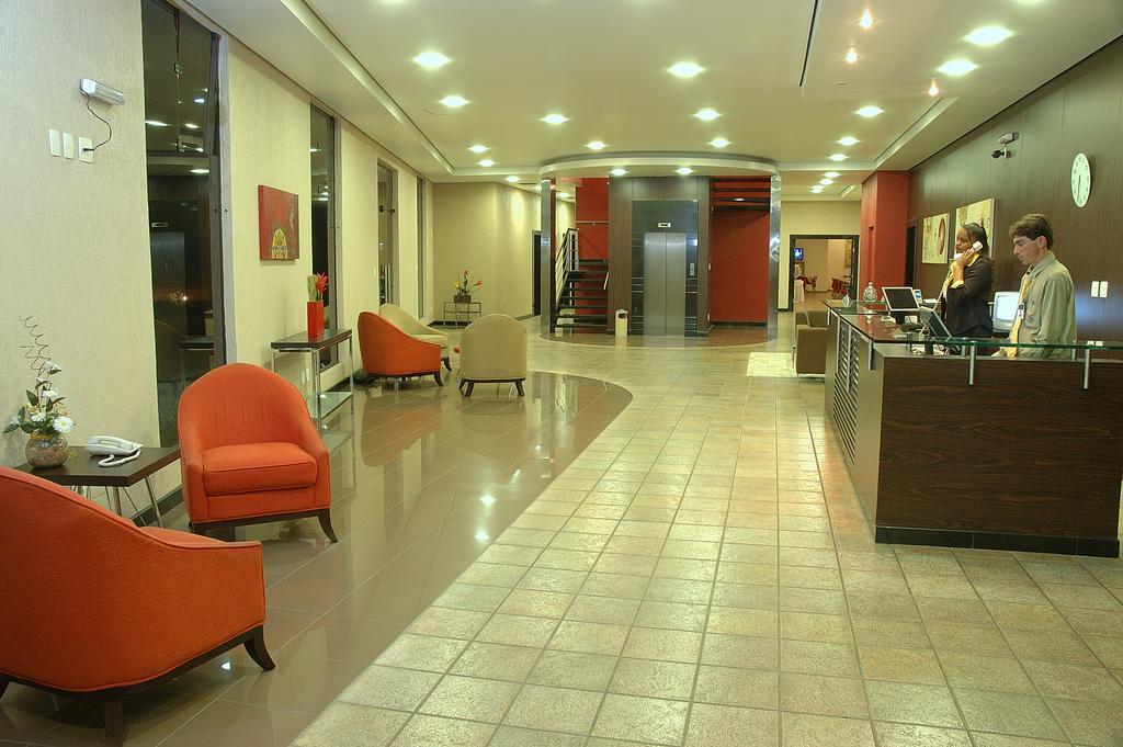 Hotel Dom Henrique Timóteo Buitenkant foto